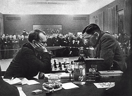 Euwe - Alekhine 1937