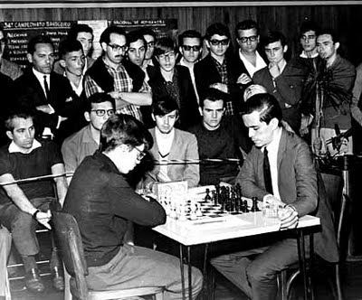 Mequinho vs Bobby Fischer 